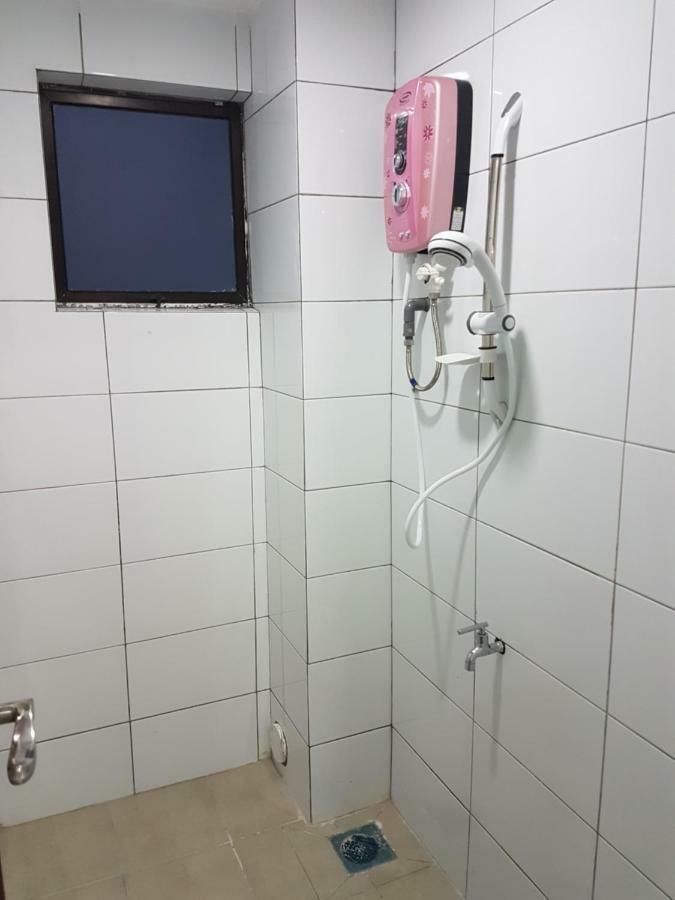 Sembulan @ Ning Guesthouse 宁舒民宿 Kota Kinabalu Luaran gambar